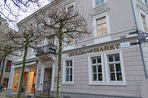 Das Gebäude Rathausplatz 1