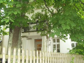 Das Gebäude Kölner Straße 41/41a