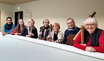 Gruppenfoto des Ensembles für Alte Musik