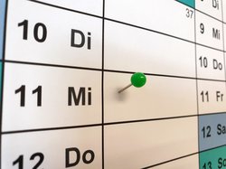 Wandkalender mit Pin-Nadel