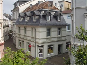 Das Gebäude Freiherr-vom-Stein-Straße 4