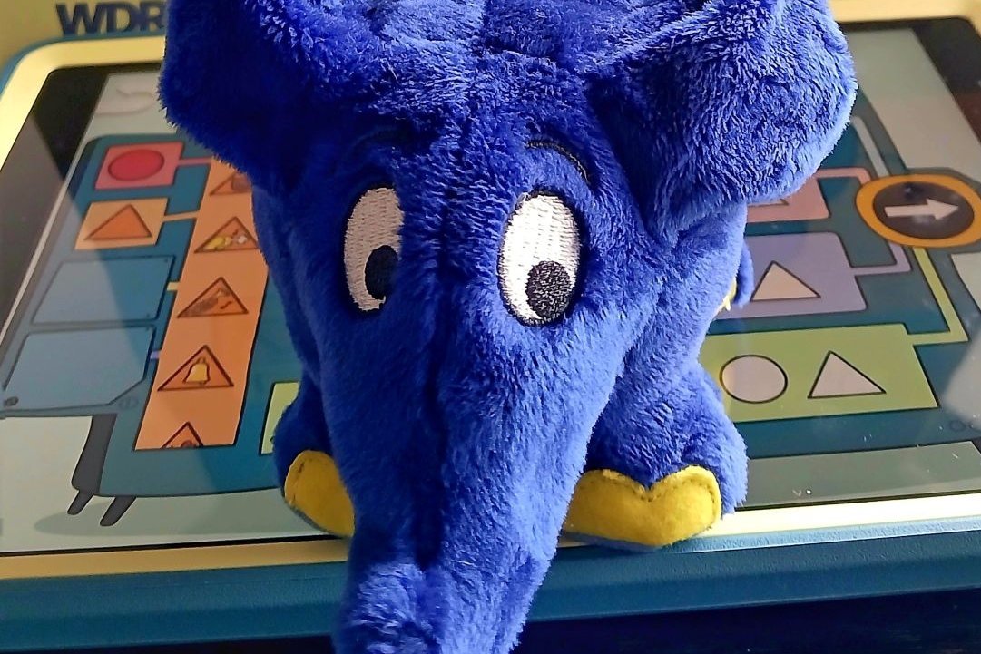 Der Elefant aus der Sendung mit der Maus als Plüschtier