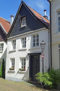 Das Gebäude Luisenstraße 27