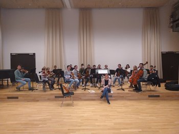 Das Orchestrino im Saal der Musikschule