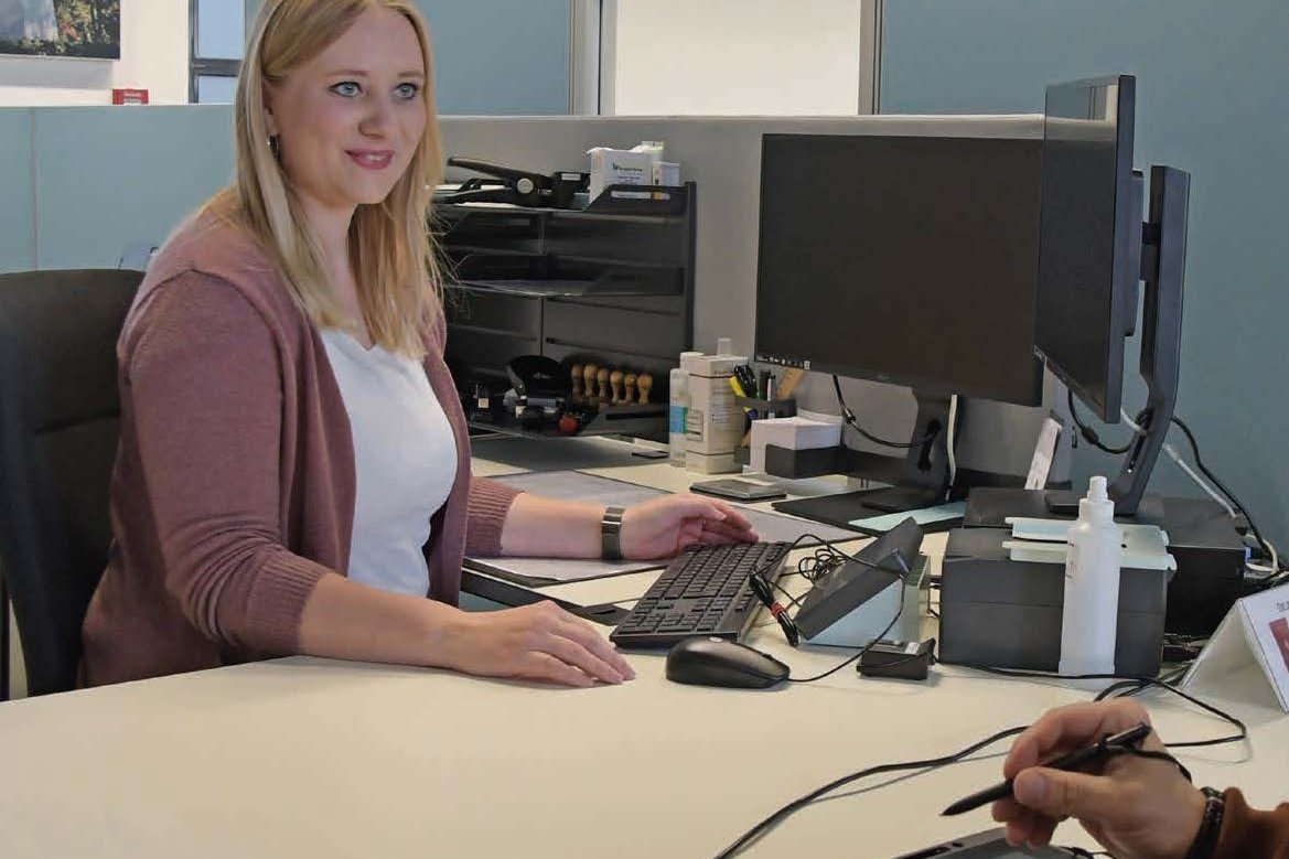 Mitarbeiterin im Bürgeramt