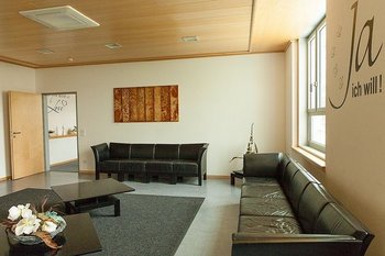 Warteraum vor dem Trauzimmer im Lüdenscheider Rathaus