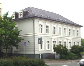 Das Gebäude Altenaer Straße 13/15