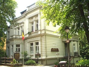 Das Gebäude Loher Straße 19