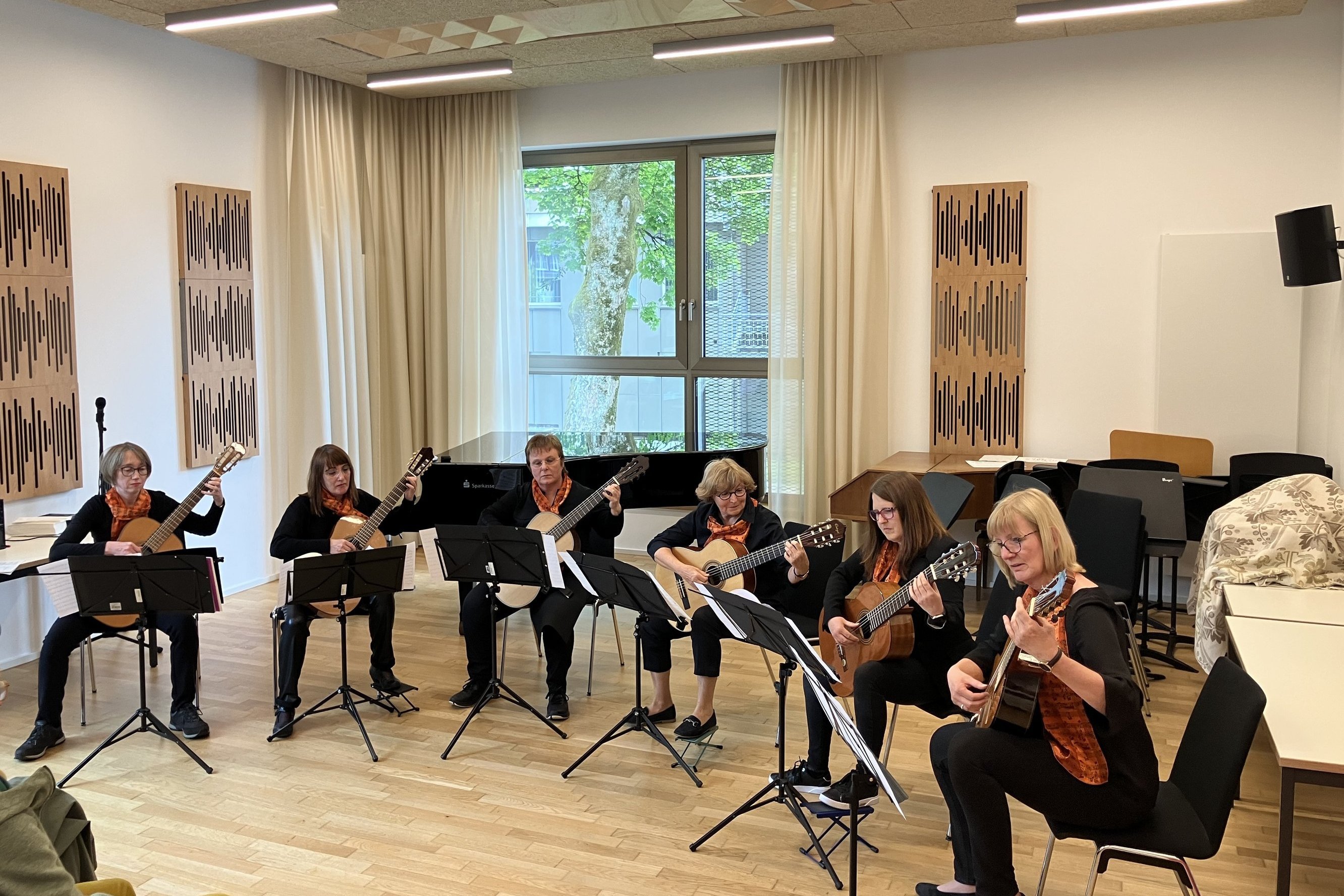 Das Gitarrenensemble Cantomanos