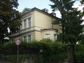Das Gebäude Freiherr-vom-Stein-Straße 19