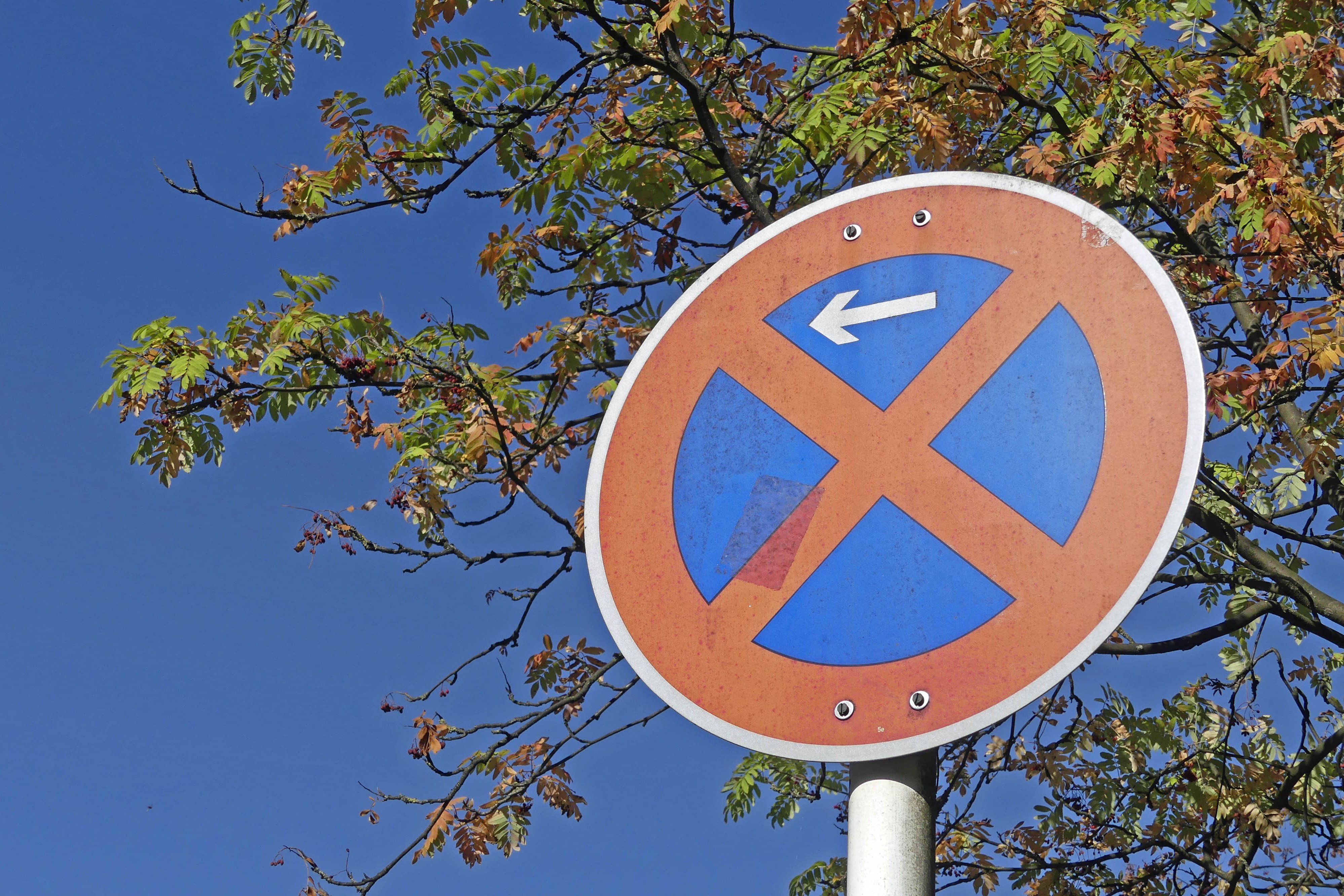 Verkehrsschild Halteverbot